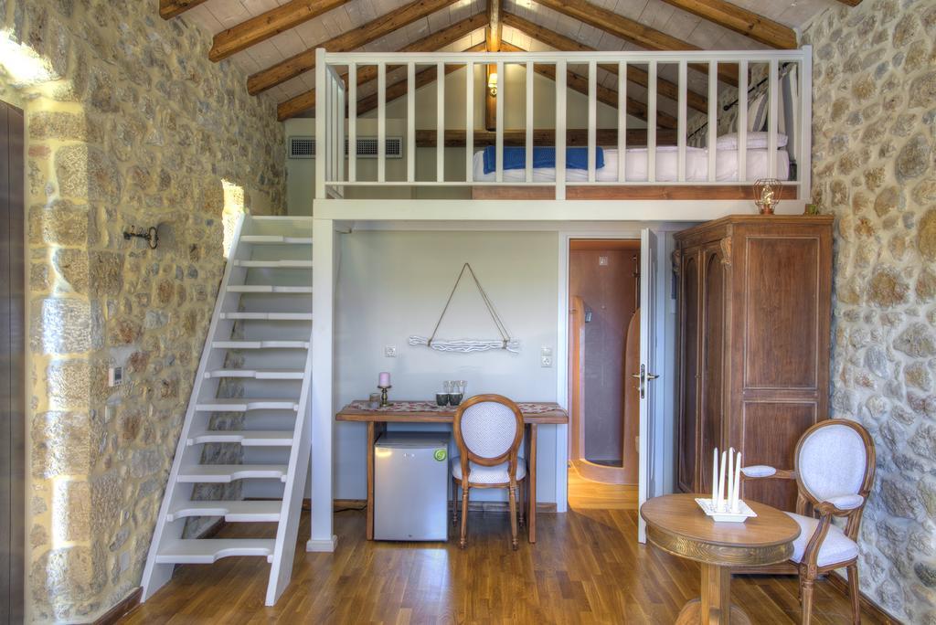 Vetilios Lithos Boutique Hotel Neo Oitilo Luaran gambar